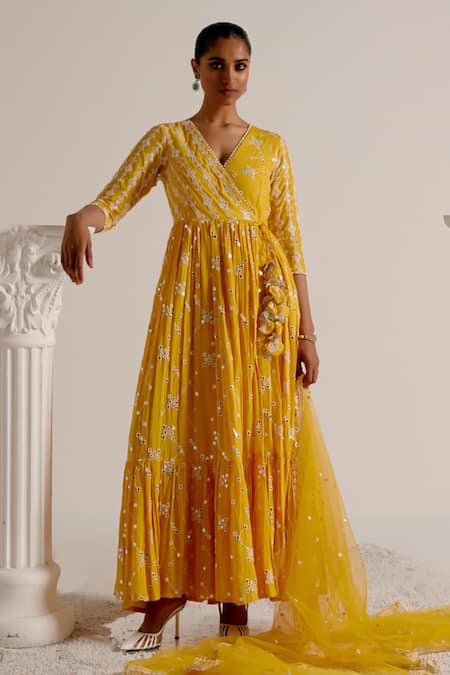 Preevin Geometric Pattern Mirror Embellished Angarkha With Dupatta 