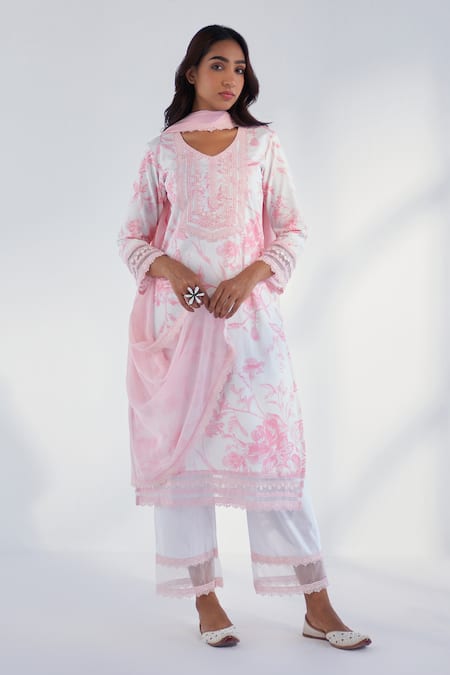 Roze Nyla Floral Pattern Kurta Pant Set 