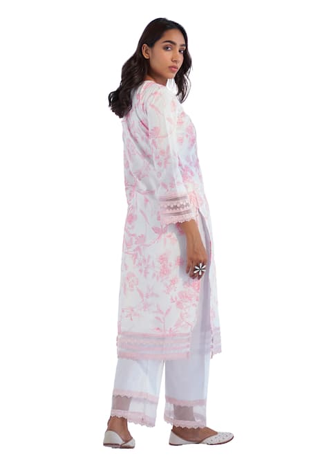 Roze Pink Cotton, Chiffon Lace, Embroidery Nyla Floral Pattern Kurta Pant Set at Aza Fashions Roze_Pink Cotton, Chiffon Lace, Embroidery Nyla Floral Pattern Kurta Pant Set _at_Aza_Fashions