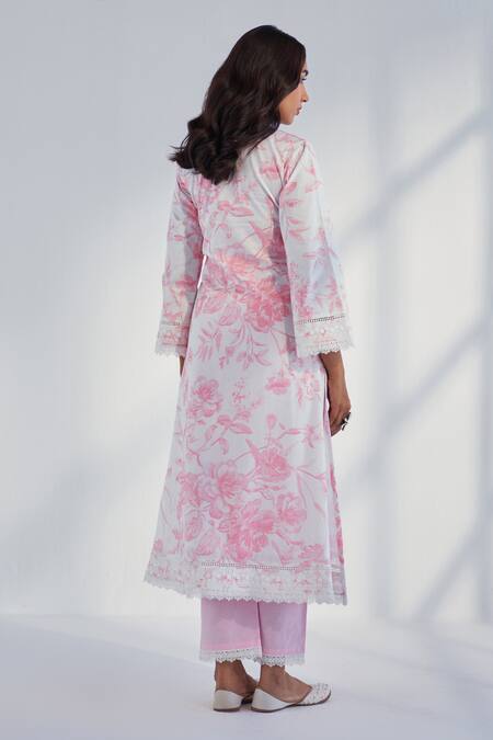 Shop Roze Pink Cotton, Chiffon Lace Round Neck Raya Floral Print Kurta Pant Set at Aza Fashions Shop_Roze_Pink Cotton, Chiffon Lace Round Neck Raya Floral Print Kurta Pant Set _at_Aza_Fashions