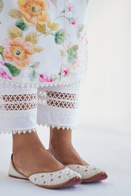Shop Roze White Cotton, Chiffon Embroidery, Lace Round Riha Floral Print Kurta Pant Set Shop_Roze_White Cotton, Chiffon Embroidery, Lace Round Riha Floral Print Kurta Pant Set