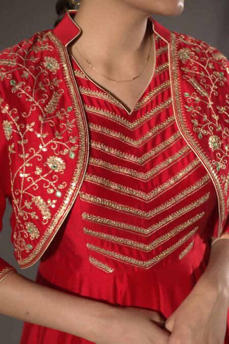 Buy Vikabyarvindampula Red Chanderi, Crepe, Cotton Sequins, Embroidery Yoke Jacket With Kurta Set Buy_Vikabyarvindampula_Red Chanderi, Crepe, Cotton Sequins, Embroidery Yoke Jacket With Kurta Set