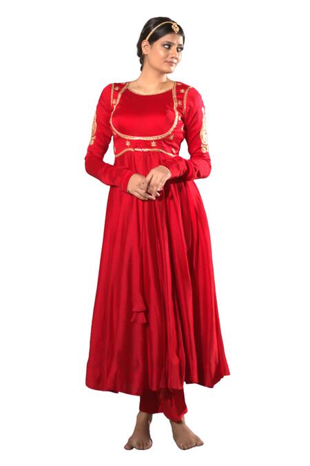 Vikabyarvindampula_Red Chanderi, Crepe, Cotton Sequins, Embroidery Round Neck Anarkali Pant Set _Online_at_Aza_Fashions