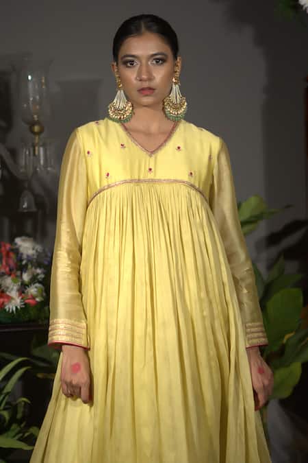 Buy_Vikabyarvindampula_Green Chanderi, Crepe, Cotton Embroidery, Sequins V-neck Anarkali And Pant Set _Online_at_Aza_Fashions