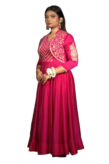 Vikabyarvindampula Yoke Embroidered Jacket With Anarkali Set 