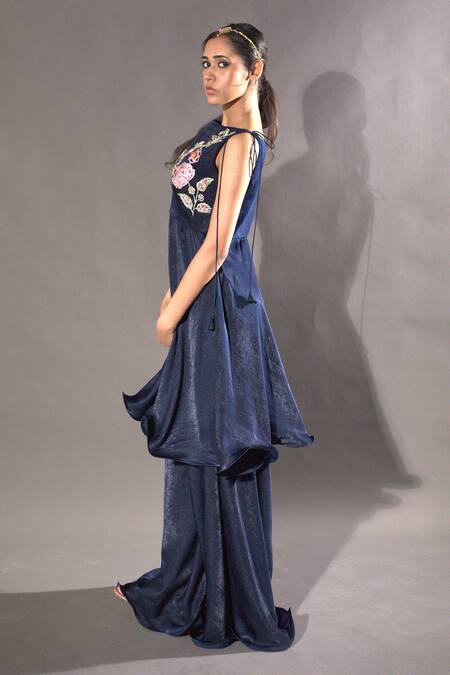 Shop Vikabyarvindampula Blue Velvet, Chanderi, Organza Embroidery Round Neck Floral Tunic With Sharara Online at Aza Fashions Shop_Vikabyarvindampula_Blue Velvet, Chanderi, Organza Embroidery Round Neck Floral Tunic With Sharara _Online_at_Aza_Fashions