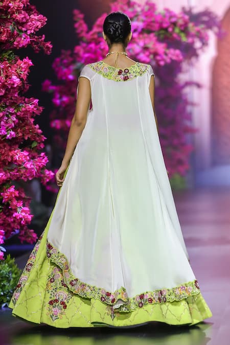 Vikabyarvindampula Floral Embroidered Lehenga Cape Set 