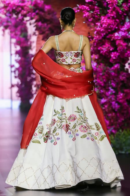 Vikabyarvindampula Floral Blossom Embroidered Lehenga Set 