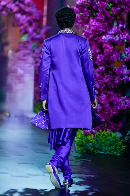 Vikabyarvindampula Quatrefoil Embroidered Sherwani Churidar Set 