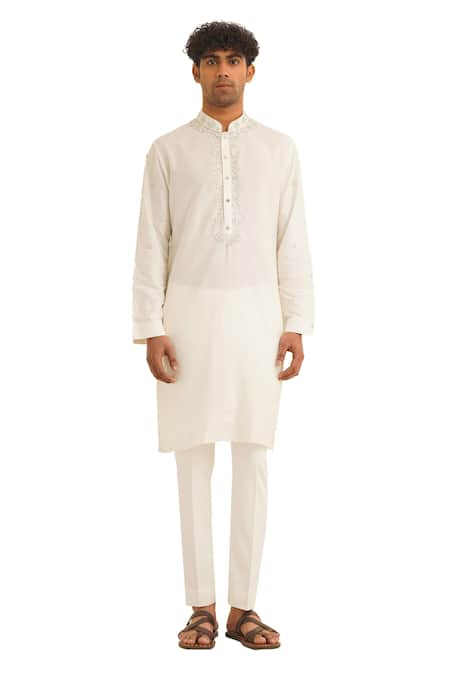 Buy Shreyansh Designs White Silk, Cotton Sequins, Beads Samyak Placket Embroidered Kurta Set Online at Aza Fashions Buy_Shreyansh Designs_White Silk, Cotton Sequins, Beads Samyak Placket Embroidered Kurta Set _Online_at_Aza_Fashions