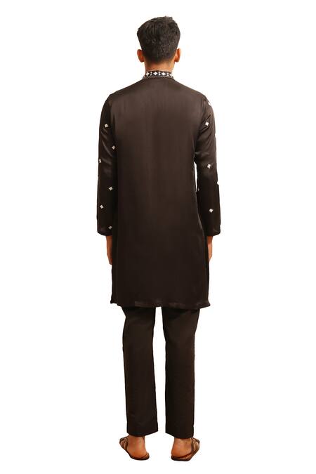 Shop Shreyansh Designs Black Chanderi Silk Beads, Sequins Paras Embellished Kurta With Pant Online at Aza Fashions Shop_Shreyansh Designs_Black Chanderi Silk Beads, Sequins Paras Embellished Kurta With Pant _Online_at_Aza_Fashions