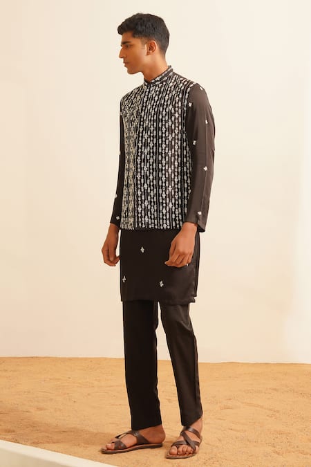 Buy Shreyansh Designs Black Silk Sequins, Beads Embellished Bundi Kurta Set Buy_Shreyansh Designs_Black Silk Sequins, Beads Embellished Bundi Kurta Set