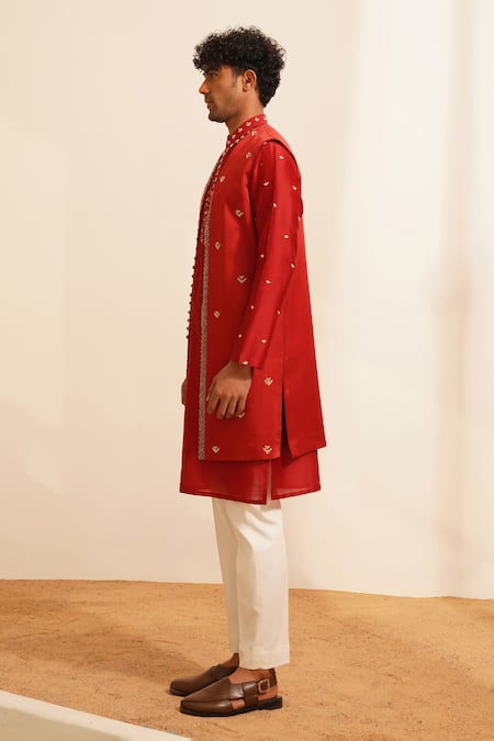 Shreyansh Designs Red Padma Silk Embroidered Zardozi Bundi Kurta Set at Aza Fashions Shreyansh Designs_Red Padma Silk Embroidered Zardozi Bundi Kurta Set _at_Aza_Fashions