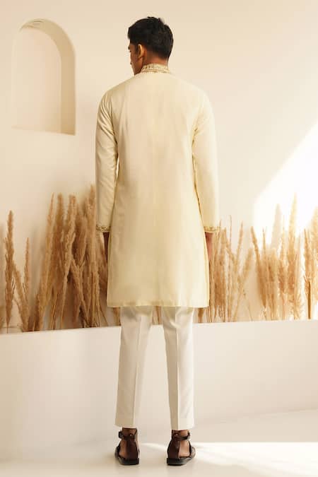 Shop Shreyansh Designs Off White Chanderi Silk Embroidery, Sequins Ekansh Zari Kurta With Pant at Aza Fashions Shop_Shreyansh Designs_Off White Chanderi Silk Embroidery, Sequins Ekansh Zari Kurta With Pant _at_Aza_Fashions