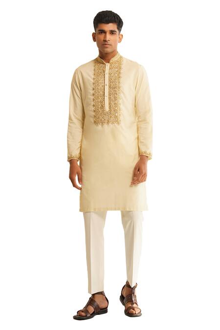 Buy Shreyansh Designs Off White Chanderi Silk Embroidery, Sequins Ekansh Zari Kurta With Pant Online at Aza Fashions Buy_Shreyansh Designs_Off White Chanderi Silk Embroidery, Sequins Ekansh Zari Kurta With Pant _Online_at_Aza_Fashions