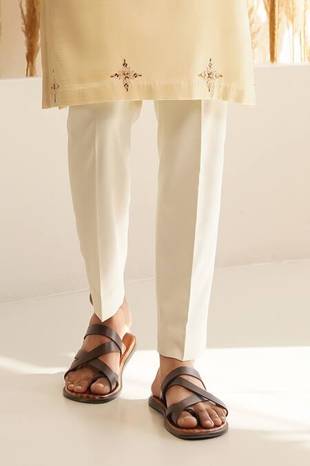 Shreyansh Designs White Chanderi Silk Sequins, Zari, Ojas Geometric Embroidered Kurta With Pant Online at Aza Fashions Shreyansh Designs_White Chanderi Silk Sequins, Zari, Ojas Geometric Embroidered Kurta With Pant _Online_at_Aza_Fashions