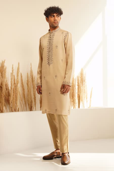 Shreyansh Designs Beige Chanderi Silk Beads, Sequins, Urjit Embellished Floral Kurta With Pant at Aza Fashions Shreyansh Designs_Beige Chanderi Silk Beads, Sequins, Urjit Embellished Floral Kurta With Pant _at_Aza_Fashions