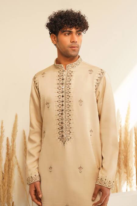 Buy Shreyansh Designs Beige Chanderi Silk Beads, Sequins, Urjit Embellished Floral Kurta With Pant Buy_Shreyansh Designs_Beige Chanderi Silk Beads, Sequins, Urjit Embellished Floral Kurta With Pant