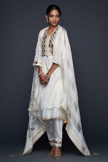 Gulabo by Abu Sandeep Off White Jamdani Embellished Gota Border Dupatta  