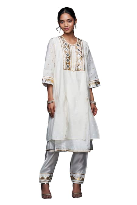 Shop Gulabo By Abu Sandeep Off White Jamdani Embellished Gota Round Layered Kurta Online at Aza Fashions Shop_Gulabo By Abu Sandeep_Off White Jamdani Embellished Gota Round Layered Kurta _Online_at_Aza_Fashions