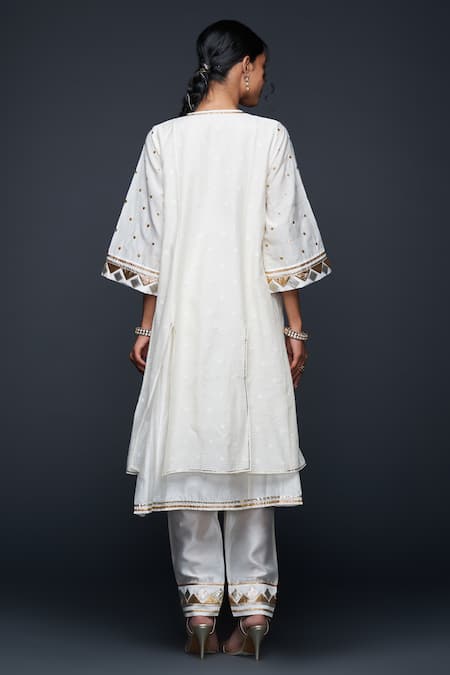 Shop Gulabo By Abu Sandeep Off White Jamdani Embellished Gota Round Layered Kurta at Aza Fashions Shop_Gulabo By Abu Sandeep_Off White Jamdani Embellished Gota Round Layered Kurta _at_Aza_Fashions