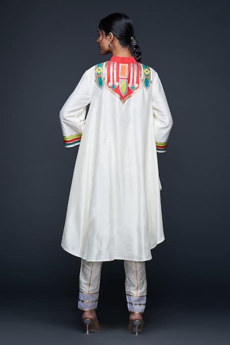 Shop Gulabo By Abu Sandeep Off White Cotton Silk Embroidery Gota Stand Abstract Yoke Tunic at Aza Fashions Shop_Gulabo By Abu Sandeep_Off White Cotton Silk Embroidery Gota Stand Abstract Yoke Tunic _at_Aza_Fashions