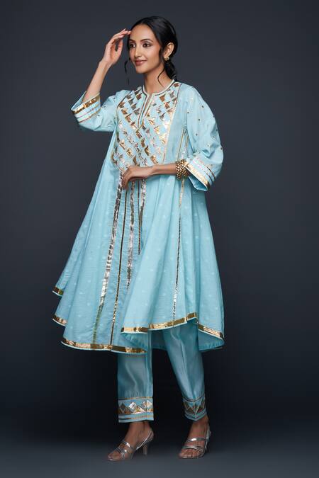 Gulabo By Abu Sandeep Blue Jamdani Embroidered Gota Notched Applique Work Flared Kurta at Aza Fashions Gulabo By Abu Sandeep_Blue Jamdani Embroidered Gota Notched Applique Work Flared Kurta _at_Aza_Fashions