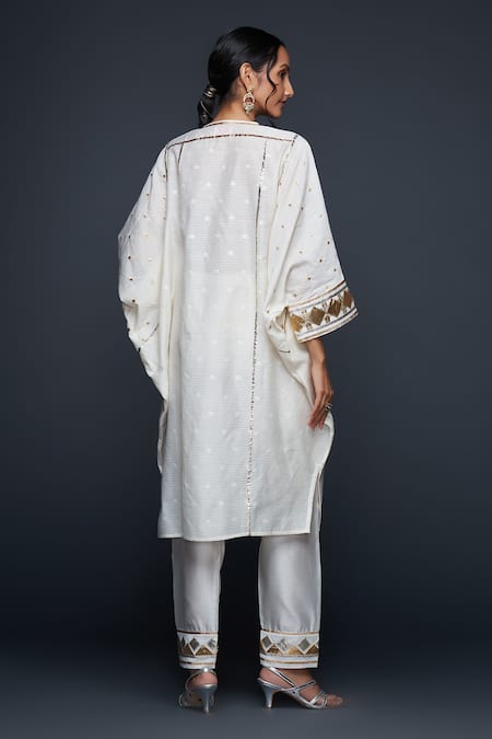 Shop Gulabo By Abu Sandeep White Jamdani Embroidered Gota V Neck Applique Work Kaftan at Aza Fashions Shop_Gulabo By Abu Sandeep_White Jamdani Embroidered Gota V Neck Applique Work Kaftan _at_Aza_Fashions