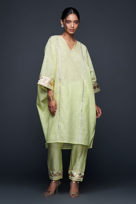 Gulabo By Abu Sandeep Green Jamdani Embroidered Gota V Neck Applique Kaftan Online at Aza Fashions Gulabo By Abu Sandeep_Green Jamdani Embroidered Gota V Neck Applique Kaftan _Online_at_Aza_Fashions