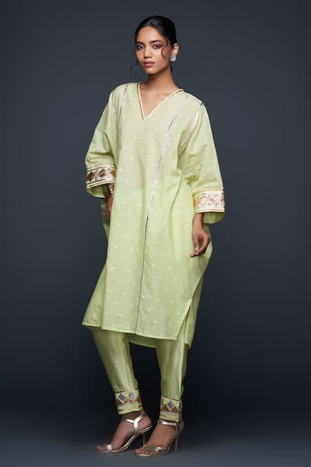 Gulabo By Abu Sandeep Green Jamdani Embroidered Gota V Neck Applique Kaftan at Aza Fashions Gulabo By Abu Sandeep_Green Jamdani Embroidered Gota V Neck Applique Kaftan _at_Aza_Fashions