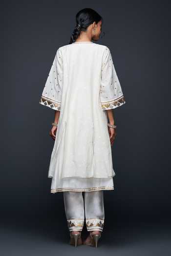 Shop Gulabo By Abu Sandeep White Jamdani Gota Embroidered Pencil Pant at Aza Fashions Shop_Gulabo By Abu Sandeep_White Jamdani Gota Embroidered Pencil Pant _at_Aza_Fashions