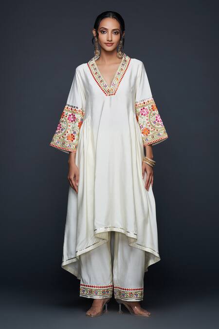 Gulabo By Abu Sandeep_Off White Viscose, Chanderi Silk Mirrors, Embroidery V-neck Gul Thread And Kurta _Online_at_Aza_Fashions