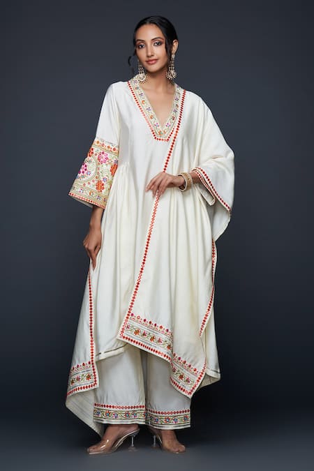 Shop_Gulabo By Abu Sandeep_Off White Viscose, Chanderi Silk Mirrors, Embroidery V-neck Gul Thread And Kurta 