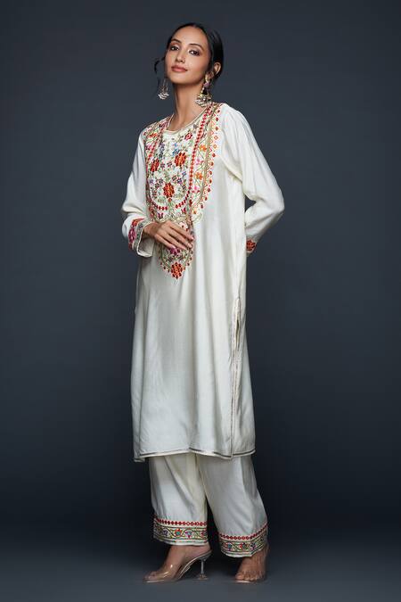 Shop Gulabo By Abu Sandeep Off White Viscose Chanderi Silk Bahar And Mirror Straight Kurta Online at Aza Fashions Shop_Gulabo By Abu Sandeep_Off White Viscose Chanderi Silk Bahar And Mirror Straight Kurta _Online_at_Aza_Fashions
