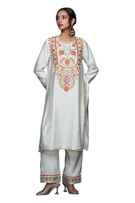 Gulabo By Abu Sandeep Off White Viscose Chanderi Silk Bahar And Mirror Straight Kurta at Aza Fashions Gulabo By Abu Sandeep_Off White Viscose Chanderi Silk Bahar And Mirror Straight Kurta _at_Aza_Fashions