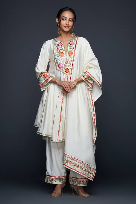Shop_Gulabo By Abu Sandeep_Off White Viscose Chanderi Silk Embroidery Phool And Mirror Anarkali  