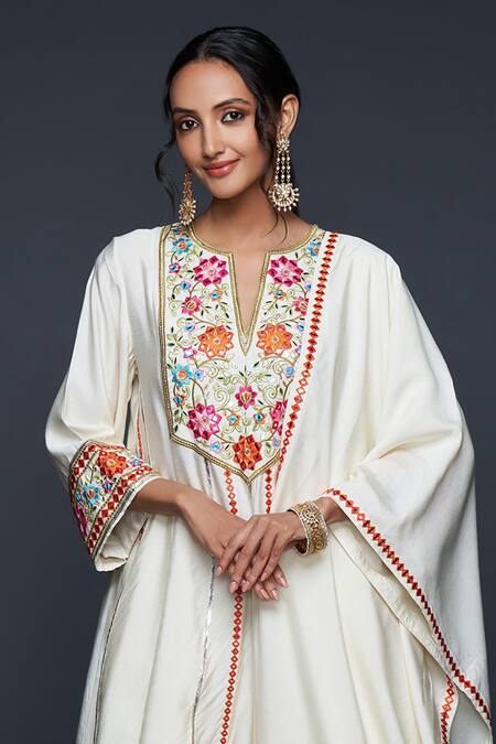 Buy_Gulabo By Abu Sandeep_Off White Viscose Chanderi Silk Bloom Motif And Mirror Dupatta  _Online_at_Aza_Fashions