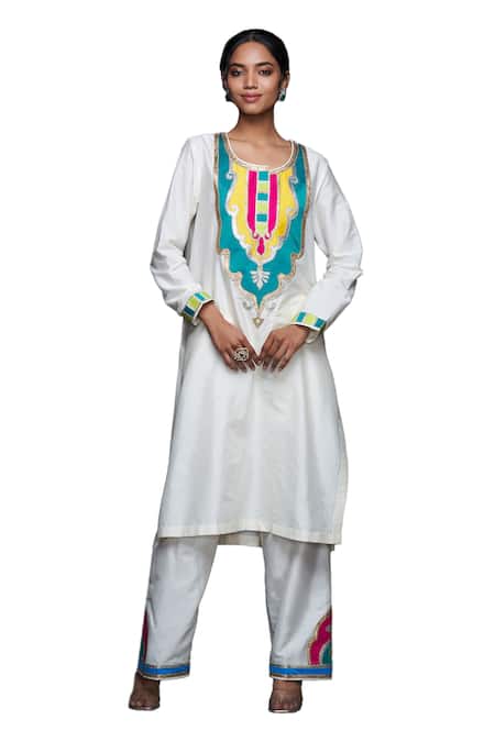 Shop Gulabo By Abu Sandeep Off White Cotton Silk Placement Embroidery Architecture Motif Pant Online at Aza Fashions Shop_Gulabo By Abu Sandeep_Off White Cotton Silk Placement Embroidery Architecture Motif Pant _Online_at_Aza_Fashions