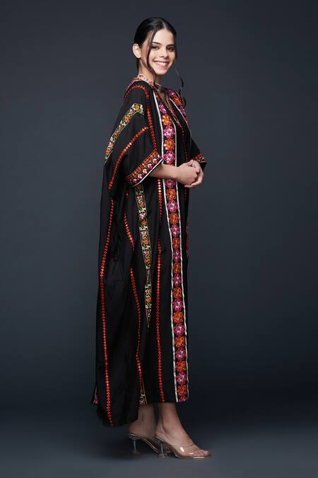 Buy Gulabo By Abu Sandeep Black Viscose Chanderi Silk Floral Stripe Embroidered Kaftan Buy_Gulabo By Abu Sandeep_Black Viscose Chanderi Silk Floral Stripe Embroidered Kaftan