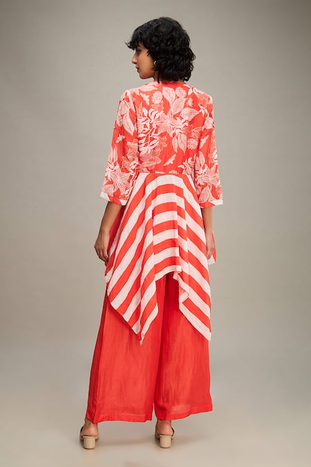 Shop_Soup By Sougat Paul_Red Linen V-neck Ahyana Printed Kurta And Palazzo Set _at_Aza_Fashions