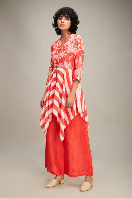 Soup By Sougat Paul_Red Linen V-neck Ahyana Printed Kurta And Palazzo Set _at_Aza_Fashions