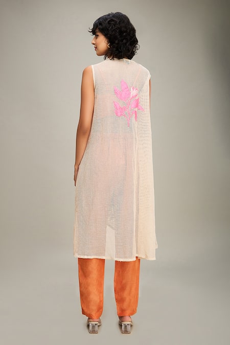 Shop Soup By Sougat Paul Off White Linen, Handloom Cotton Zinnia Floral Applique Hand Cape With Pant Set at Aza Fashions Shop_Soup By Sougat Paul_Off White Linen, Handloom Cotton Zinnia Floral Applique Hand Cape With Pant Set _at_Aza_Fashions