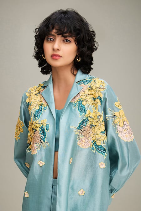 Shop Soup By Sougat Paul Blue Chanderi Embroidery Collared, V-neck Zinnia Applique Jacket Pant Set Shop_Soup By Sougat Paul_Blue Chanderi Embroidery Collared, V-neck Zinnia Applique Jacket Pant Set