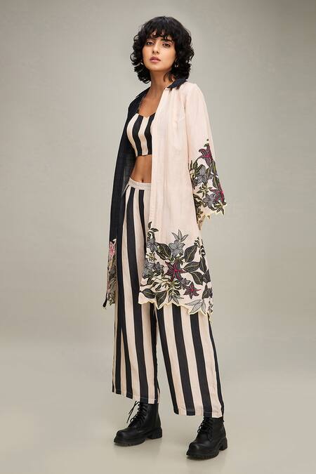 Shop Soup By Sougat Paul Black Linen Embroidery V-neck, Collared Ahyana Hand Jacket Pant Set Online at Aza Fashions Shop_Soup By Sougat Paul_Black Linen Embroidery V-neck, Collared Ahyana Hand Jacket Pant Set _Online_at_Aza_Fashions