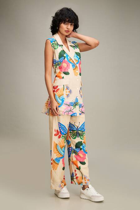 Shop_Soup By Sougat Paul_Beige Linen Embroidery Collared Avain Hand Top And Pant Set _Online_at_Aza_Fashions