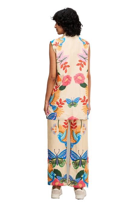 Buy_Soup By Sougat Paul_Beige Linen Embroidery Collared Avain Hand Top And Pant Set 