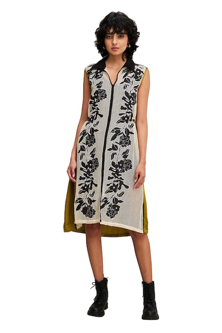 Soup By Sougat Paul Off White Handloom Cotton, Satin Embroidery Collared Zinnia Hand Dress Online at Aza Fashions Soup By Sougat Paul_Off White Handloom Cotton, Satin Embroidery Collared Zinnia Hand Dress _Online_at_Aza_Fashions