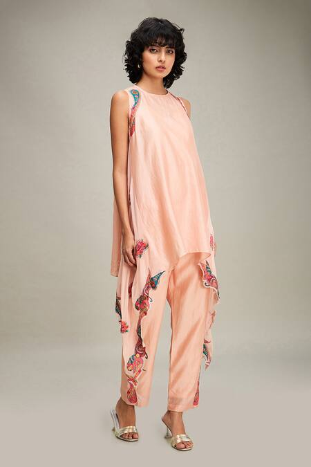 Buy Soup By Sougat Paul Peach Chanderi Embroidery Round Neck Qala Applique Border Kurta And Pant Set Online at Aza Fashions Buy_Soup By Sougat Paul_Peach Chanderi Embroidery Round Neck Qala Applique Border Kurta And Pant Set _Online_at_Aza_Fashions