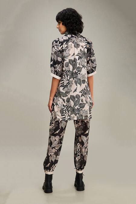 Shop Soup By Sougat Paul Black Linen Embroidery Collared Ahyana Checkered Shirt And Pant Set at Aza Fashions Shop_Soup By Sougat Paul_Black Linen Embroidery Collared Ahyana Checkered Shirt And Pant Set _at_Aza_Fashions