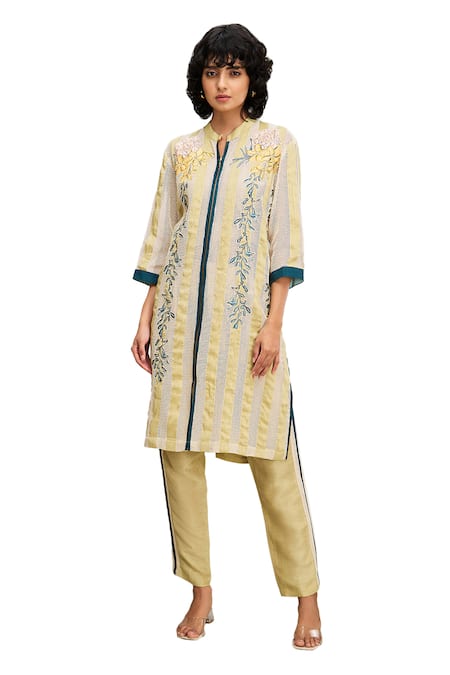 Buy Soup By Sougat Paul Off White Handloom Cotton, Linen Zinnia Applique Work Kurta And Pant Set Online at Aza Fashions Buy_Soup By Sougat Paul_Off White Handloom Cotton, Linen Zinnia Applique Work Kurta And Pant Set _Online_at_Aza_Fashions